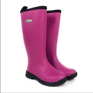 Muck boots